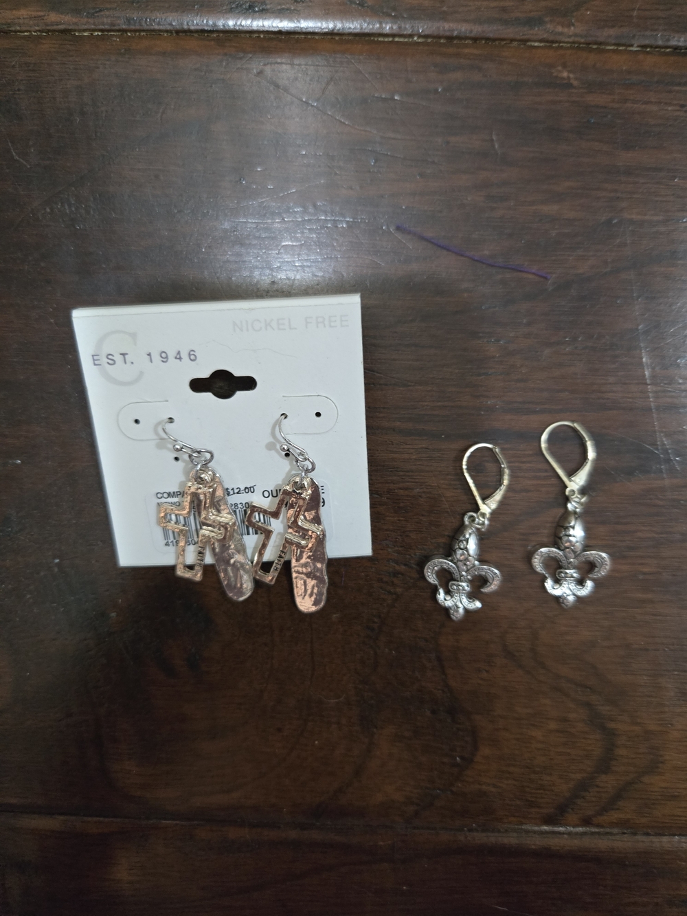 Vince Metallic Silver Cross and Fleur Earrings Set